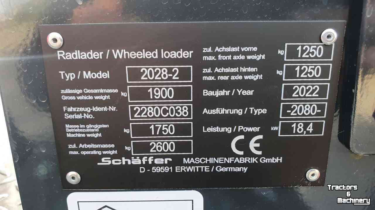 Radlader Schäffer 2028-2