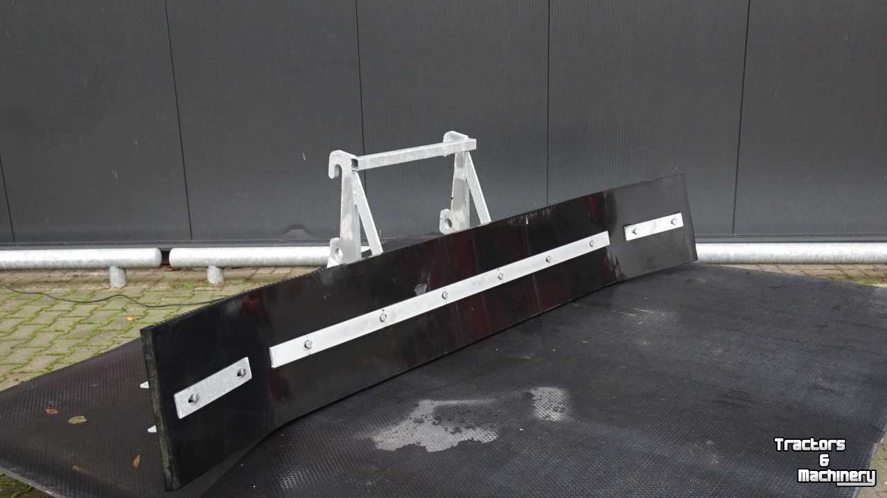 Gummi-Schieber Hofstede Rubber sneeuw modder schuif voer schuiver model Giant sluiting