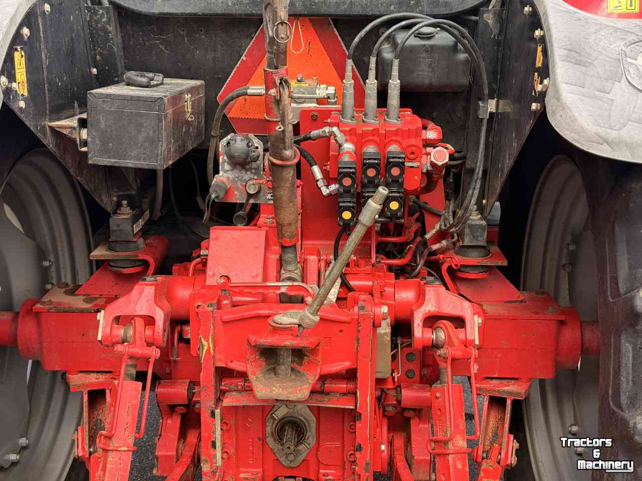 Schlepper / Traktor McCormick MC120