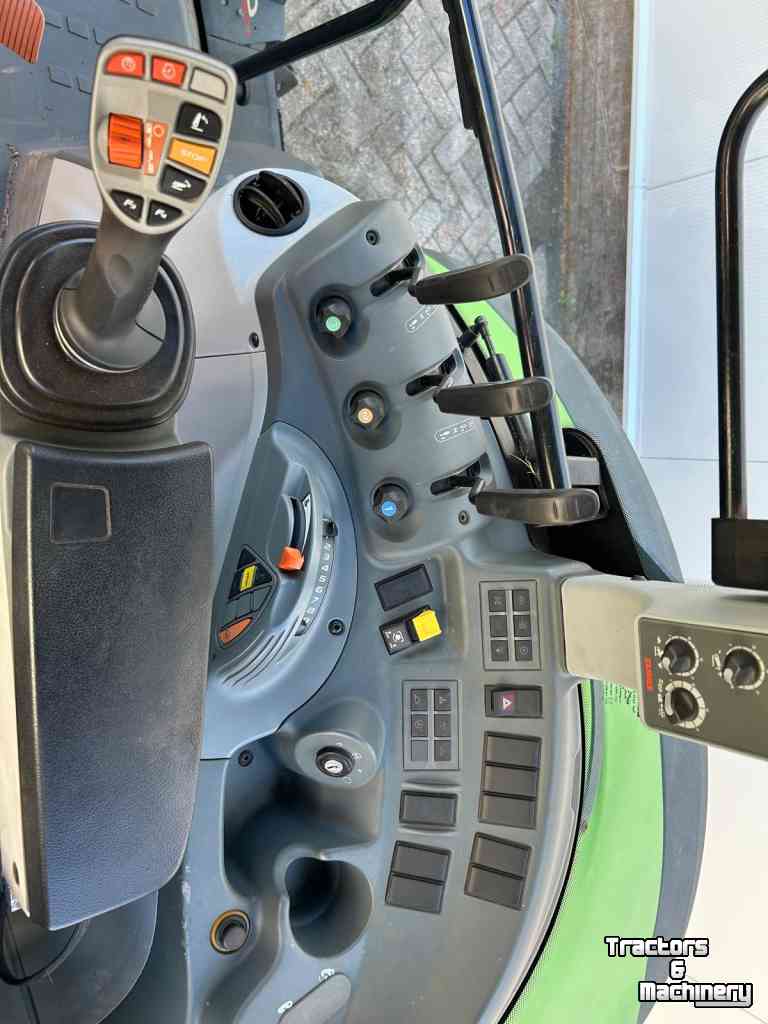 Schlepper / Traktor Claas Arion 430 CIS
