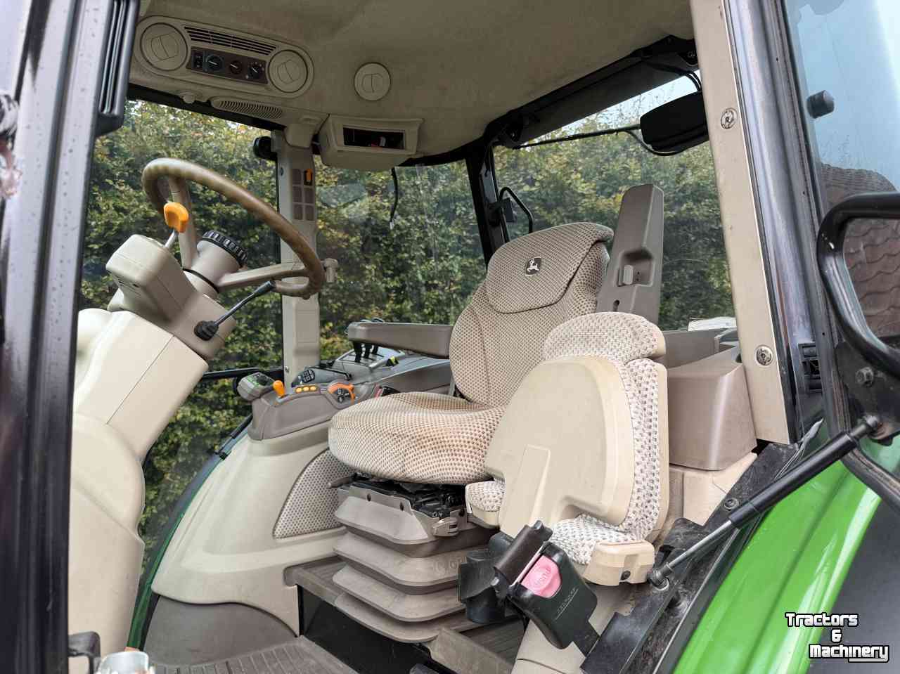 Schlepper / Traktor John Deere 5090R