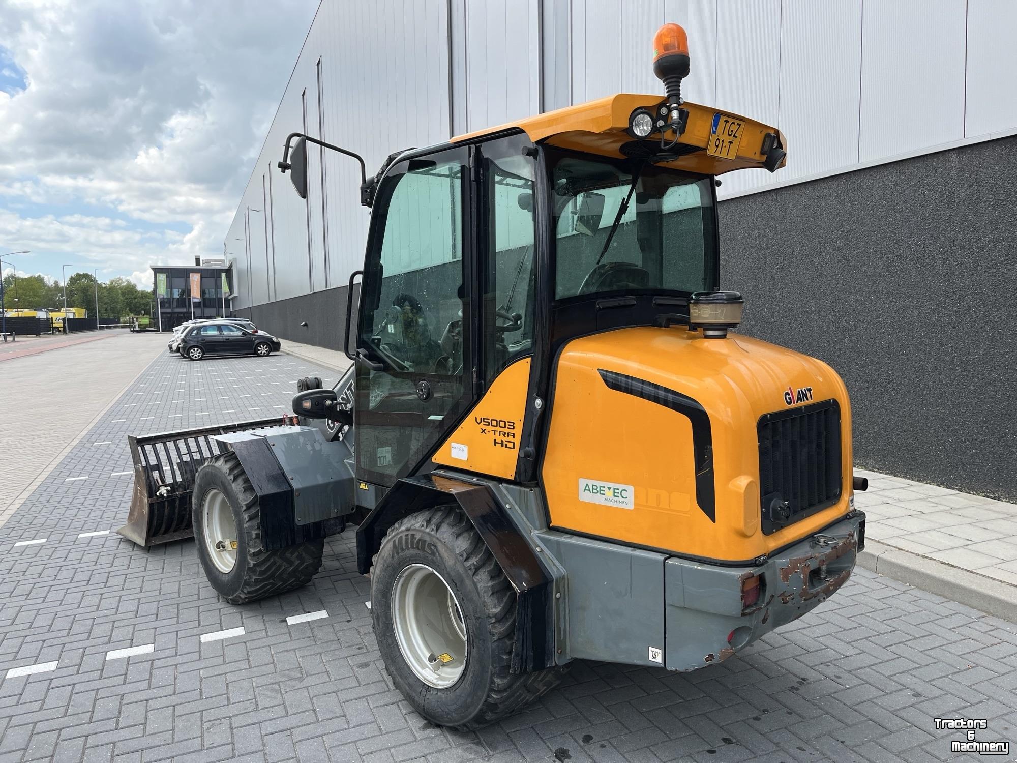 Radlader Giant V5003 x-tra HD