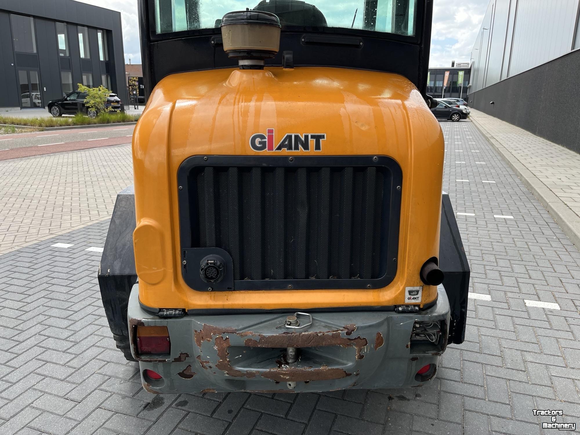 Radlader Giant V5003 x-tra HD