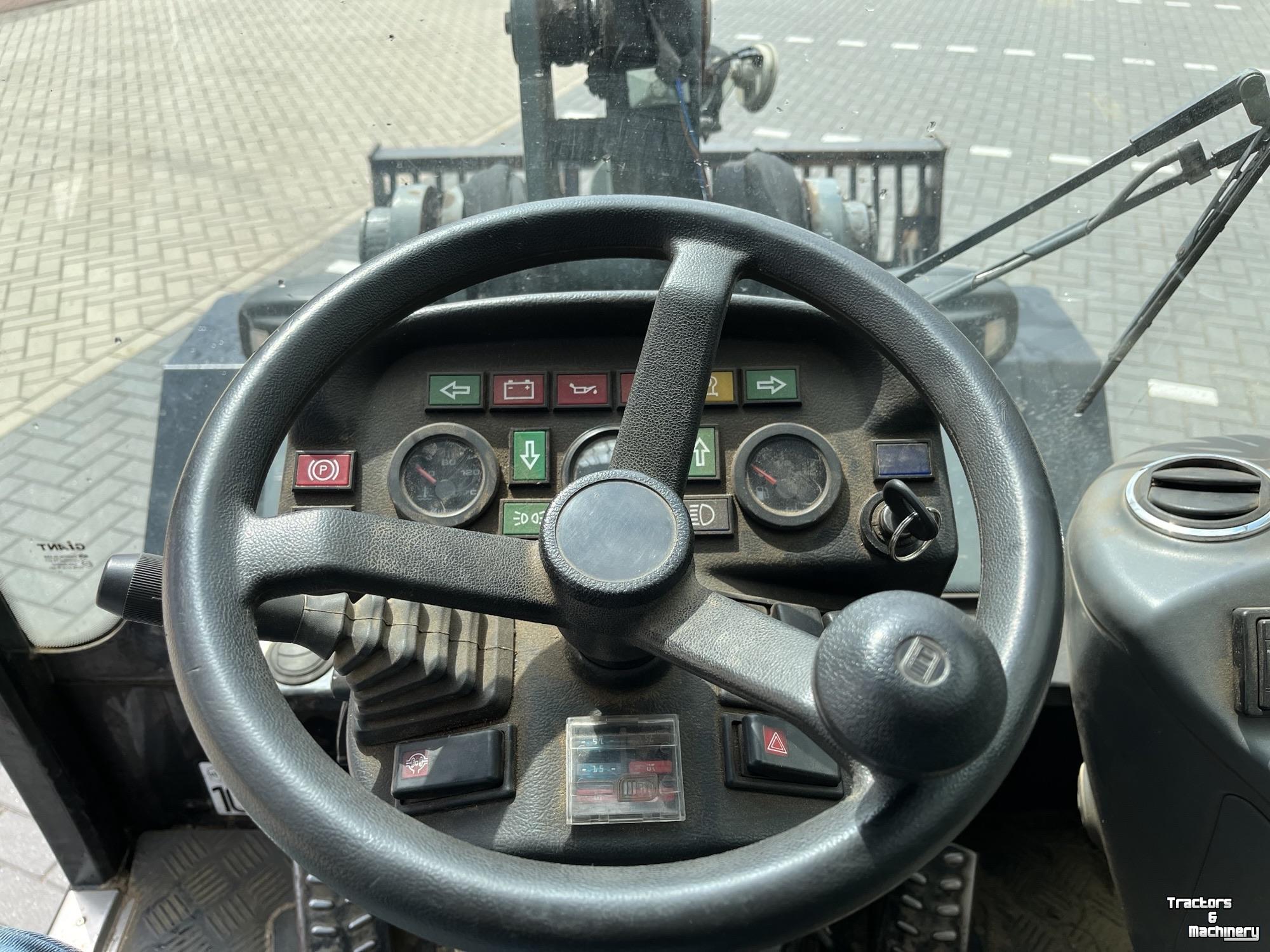 Radlader Giant V5003 x-tra HD