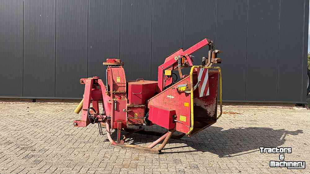 Holzhäcksler TP 200 PTO Front