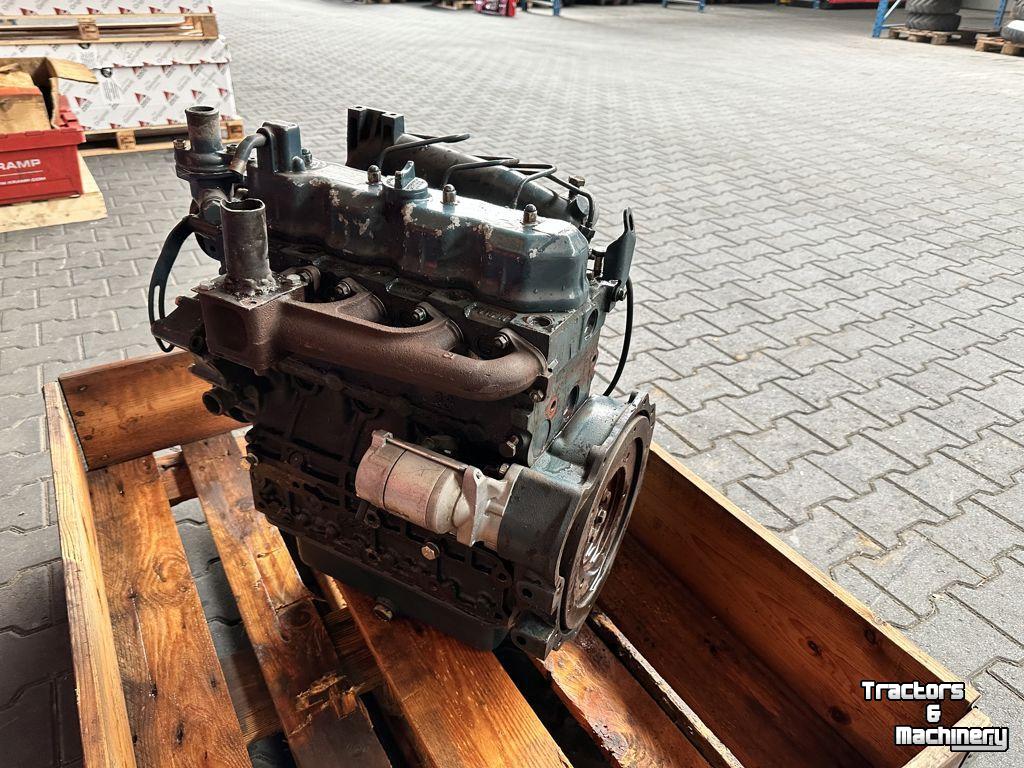 Diverse Gebrauchte Teile Kubota V2203-E MOTORBLOK