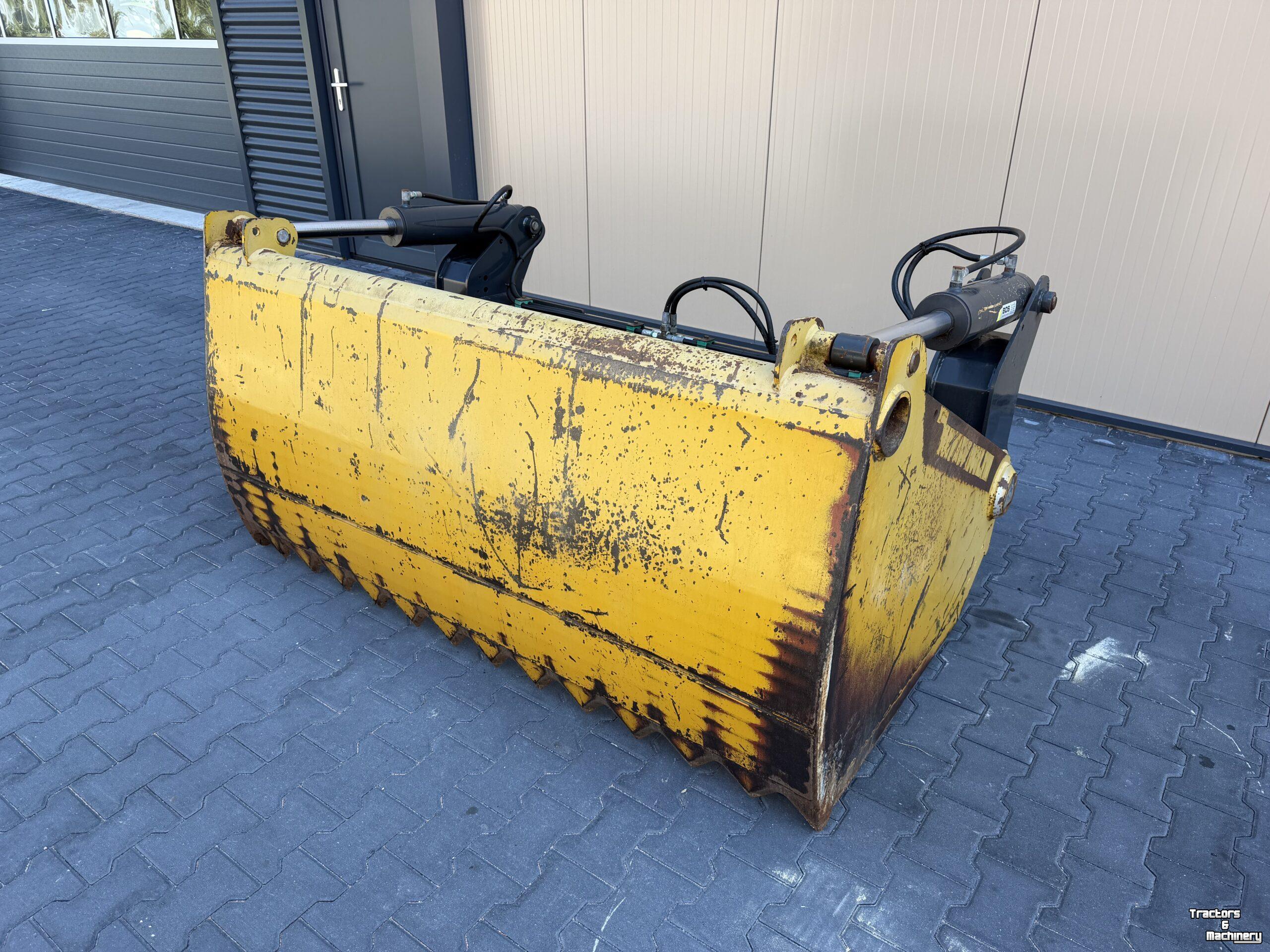 Silageschneidezange Mammut Kuilhapper