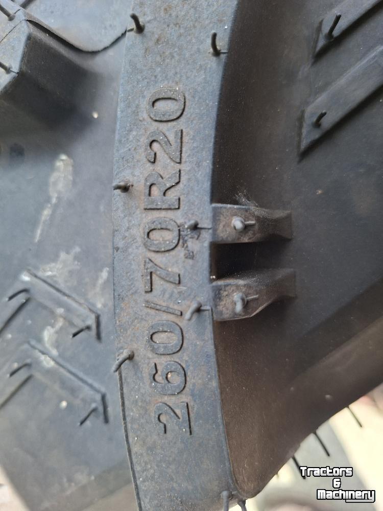 Räder, Reifen, Felgen & Distanzringe Ascenso  BAND 260/70R20[1]