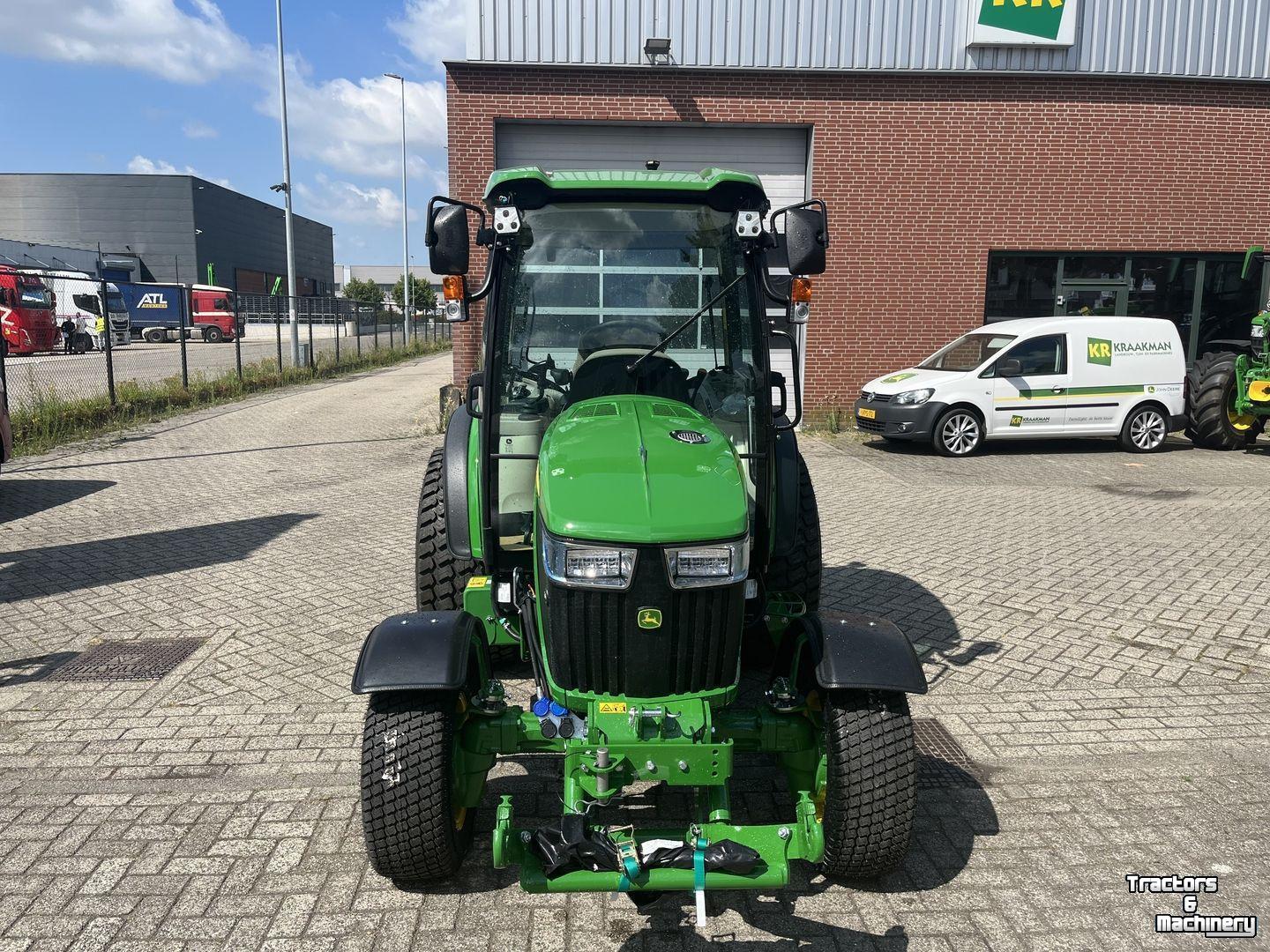 Obsttraktor John Deere 4066R