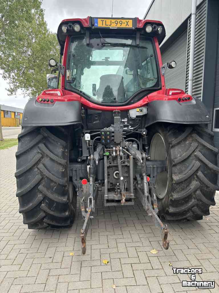 Schlepper / Traktor Valtra N104 Active