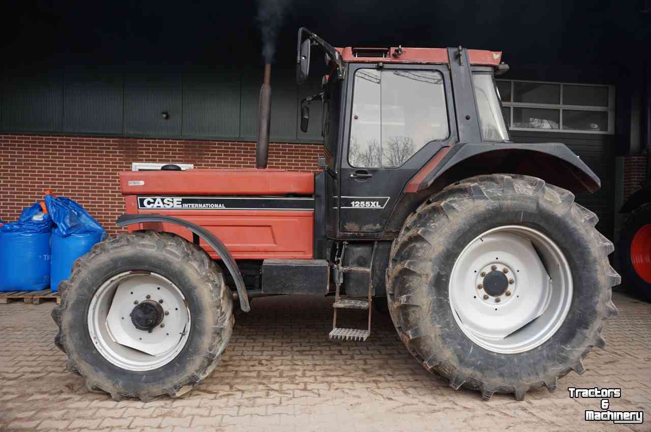Schlepper / Traktoren Case-IH 1255 XL