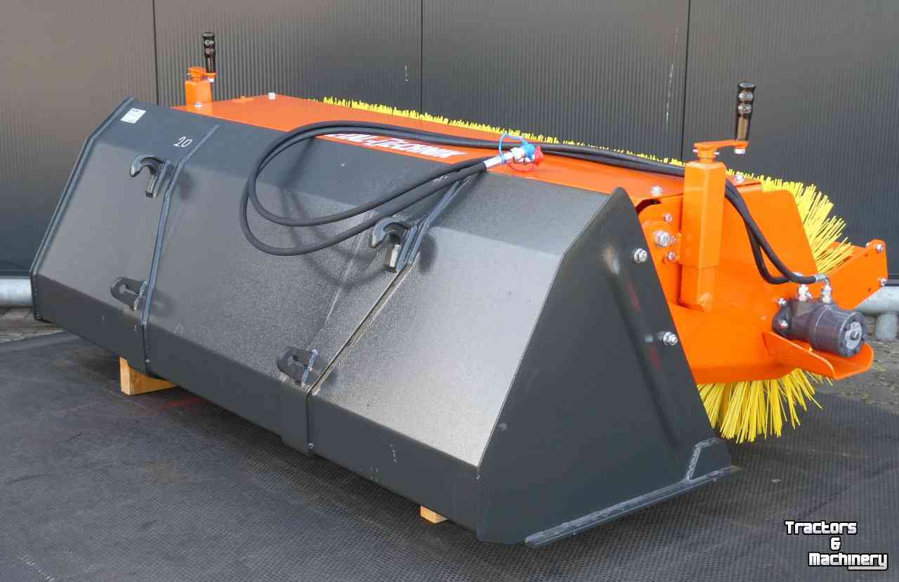 Kehrmaschine Hofstede Bakveegmachine frontlader shovel bak veegmachine compact