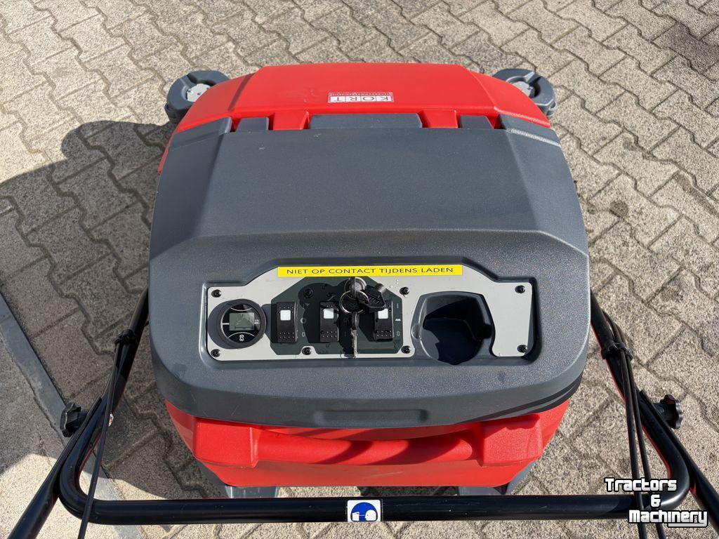 Kehr- und Kehrsaugmaschinen Meclean Meclean buster 950E PRO  (DEMO) 2024
