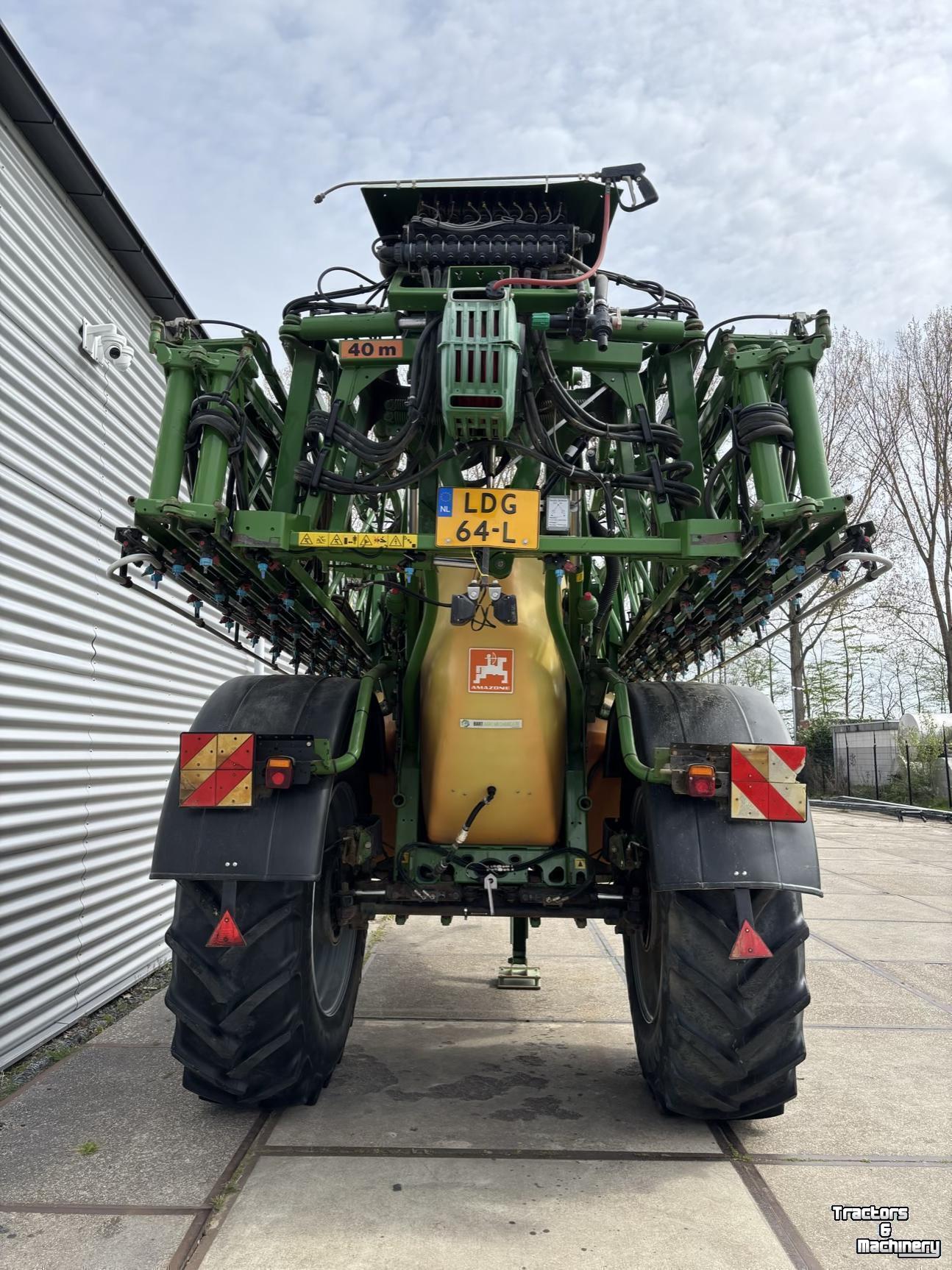 Feldspritze Amazone UX5200
