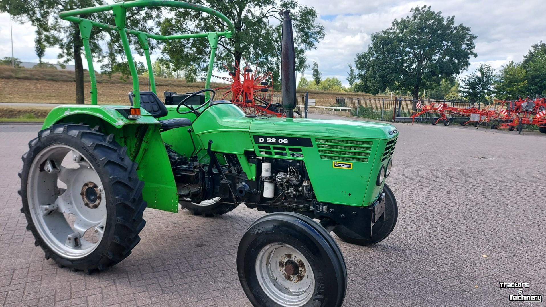 Schlepper / Traktor Deutz 5206
