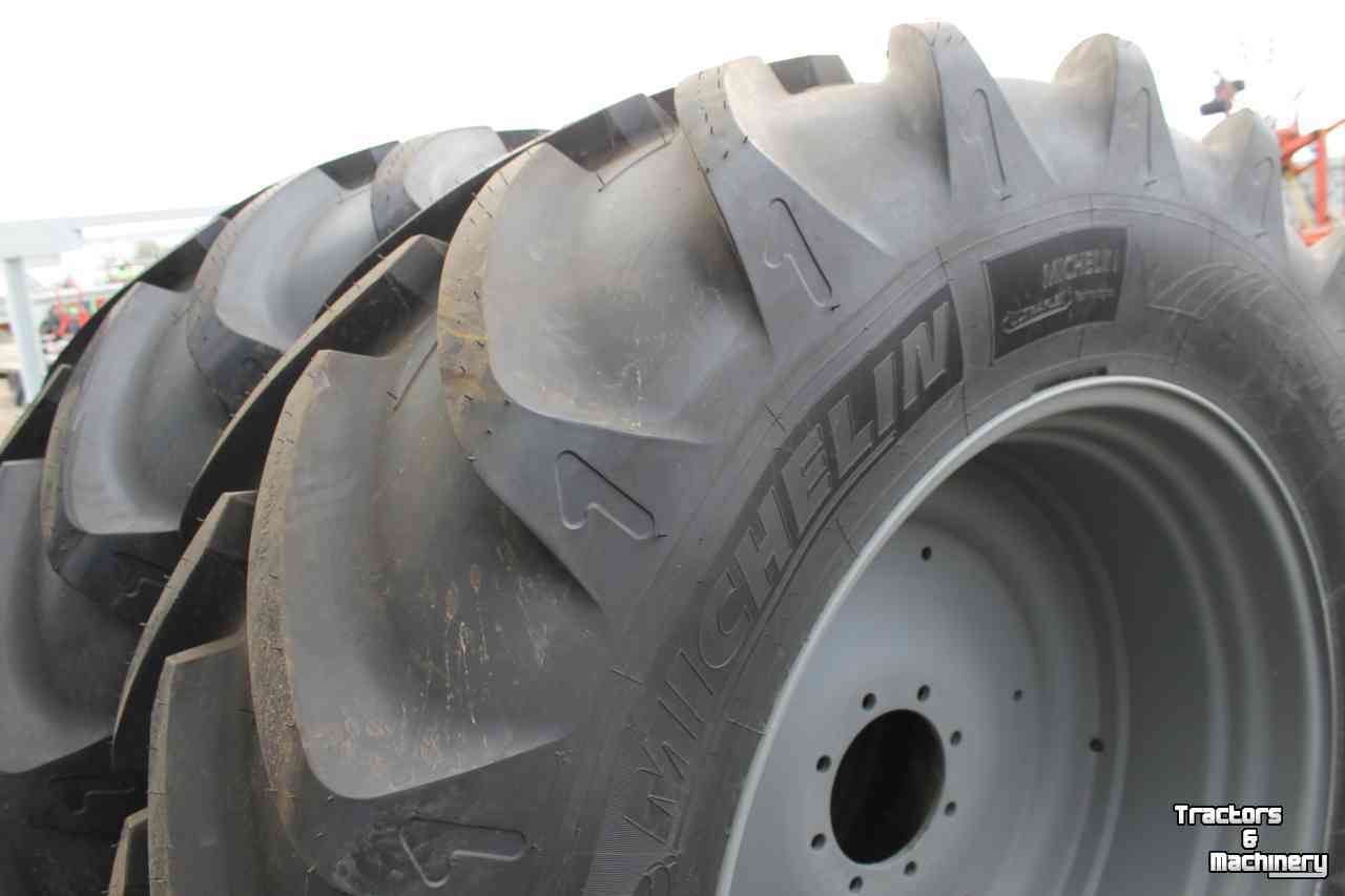 Räder, Reifen, Felgen & Distanzringe Michelin 710/60R42 Xeobib trekkerbanden achterbanden wielen velgen 8-gaats tractorbanden