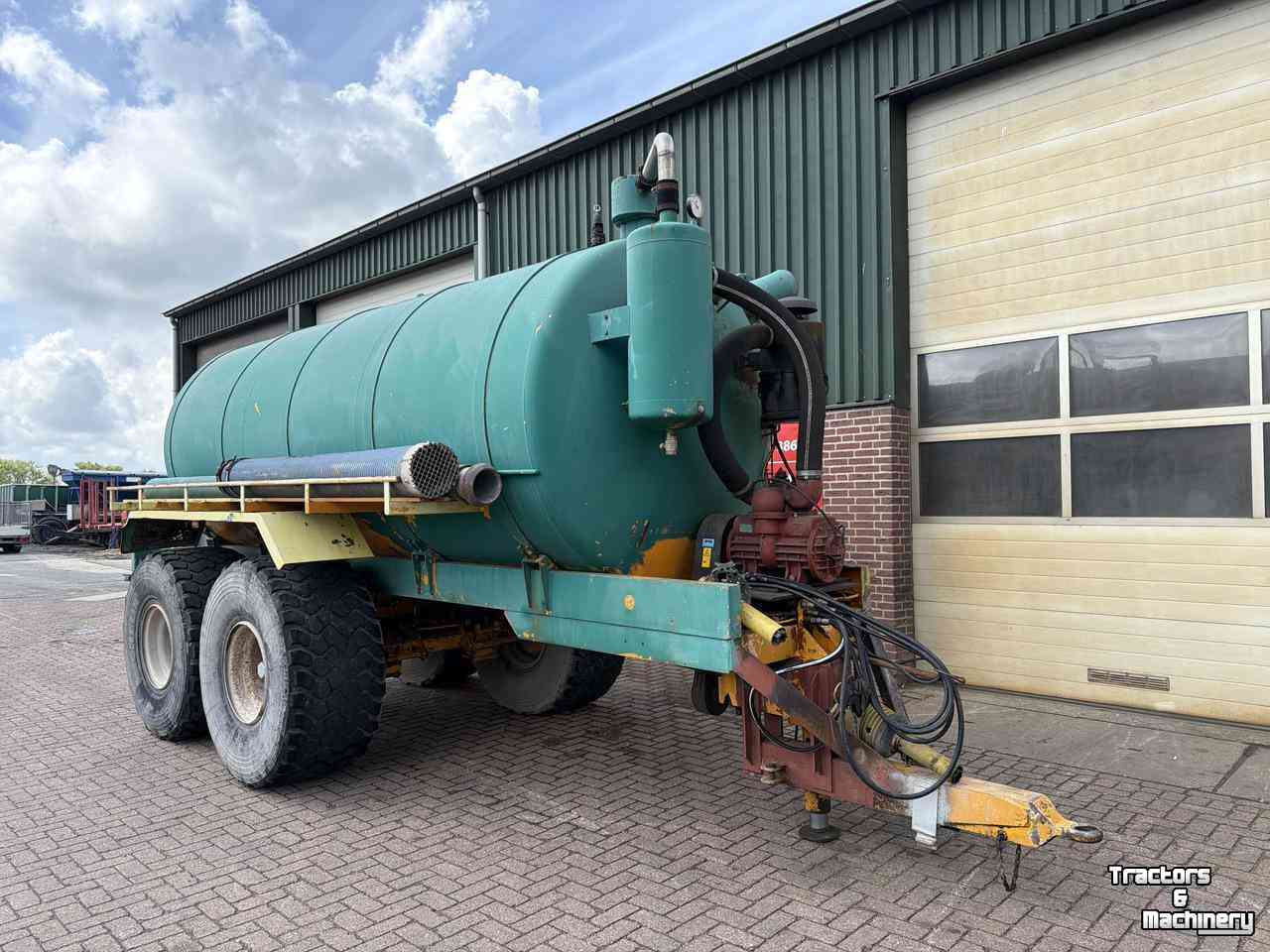 Gülletankwagen / Güllefässer Veenhuis Waterwagen
