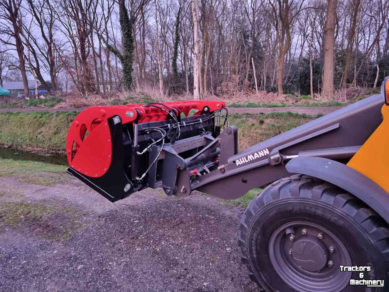 Silage Greifschaufel  / Greifgabel ATMP pelikaanbak