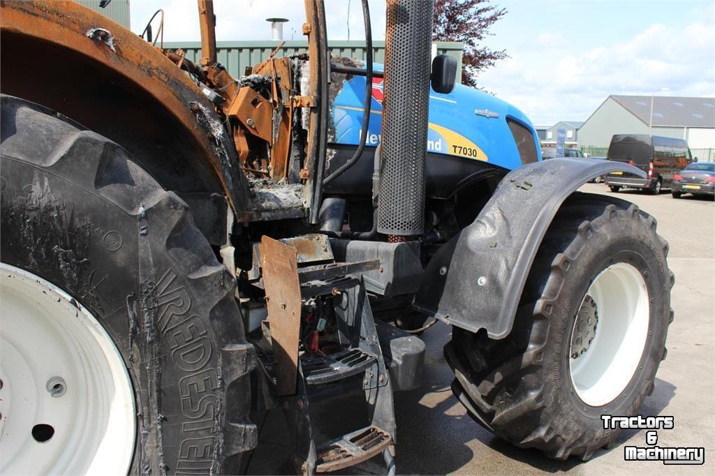 Schlepper / Traktor New Holland T7000 Series