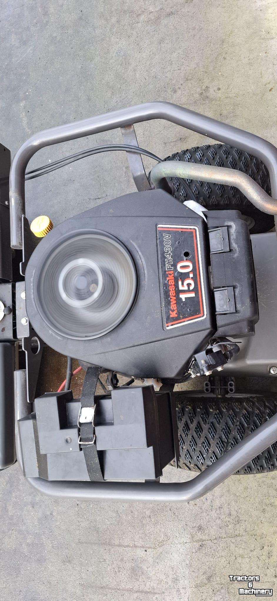 Aufsitzrasenmäher Husqvarna 15V2S