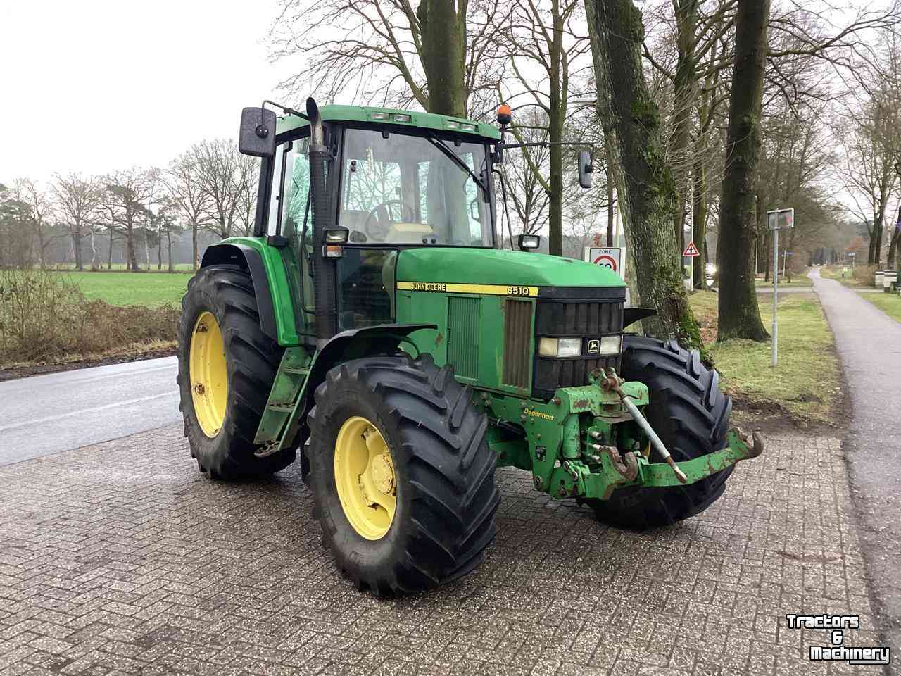 Schlepper / Traktor John Deere 6510