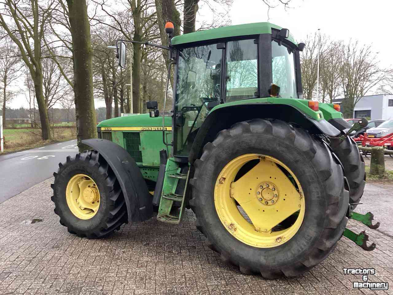 Schlepper / Traktor John Deere 6510