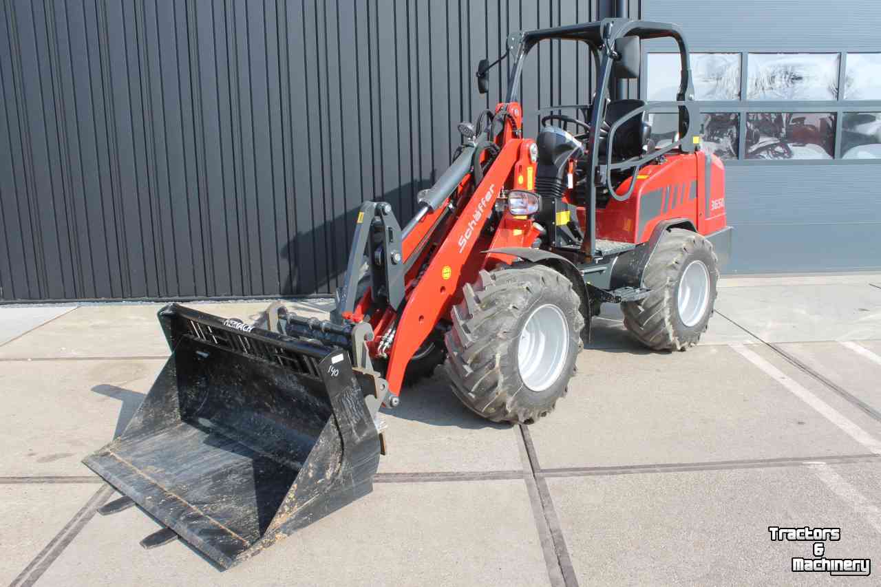 Radlader Schäffer 3650 minishovel DEMO shovel wiellader rode agri-lijn landbouwshovel