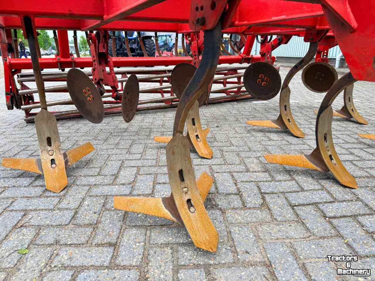 Grubber Knoche SG-M730 S Cultivator + Saxonia Zaaier
