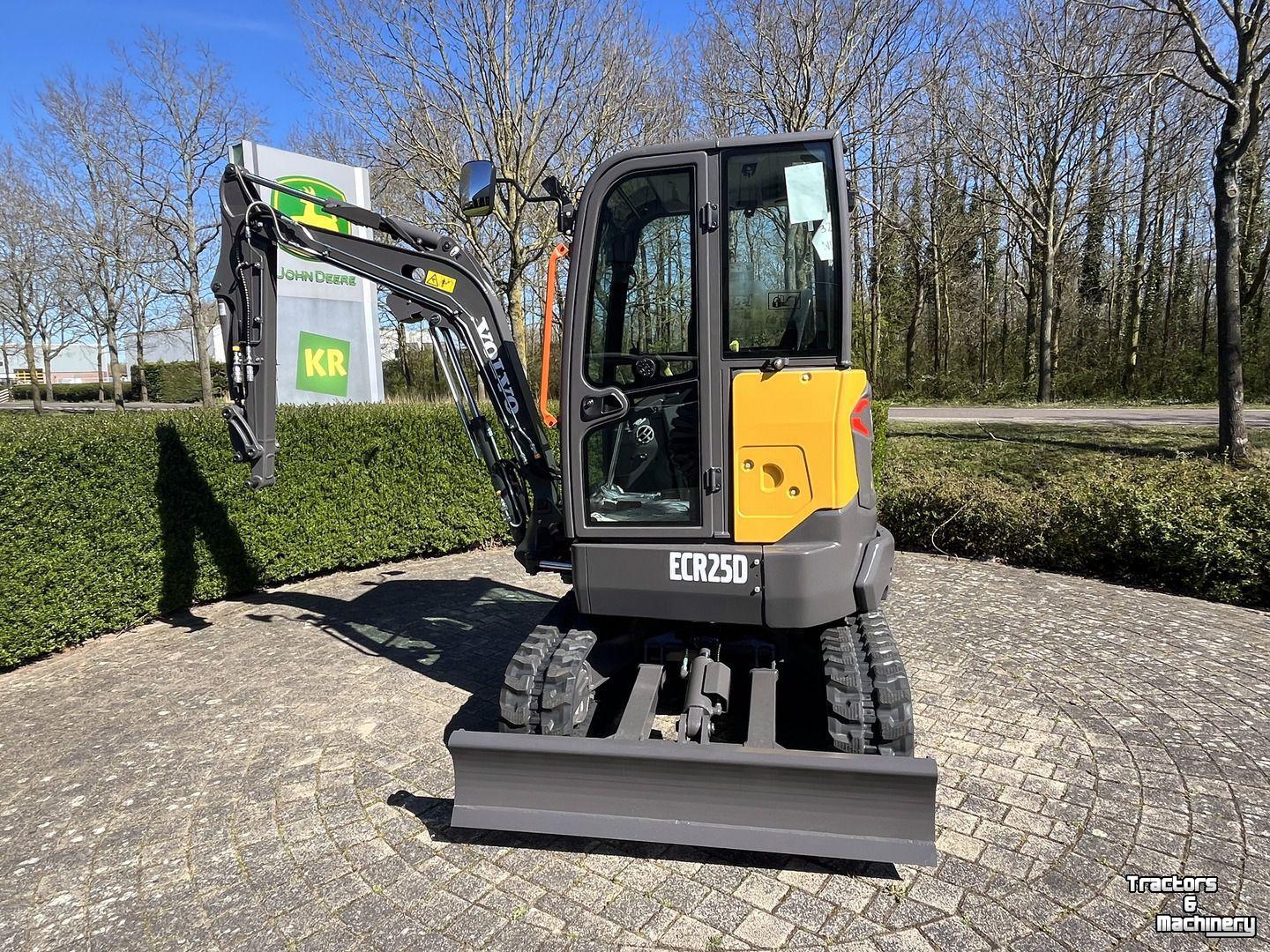 Bagger / Baggermaschine Volvo ECR 25 DFL