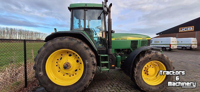 Schlepper / Traktor John Deere 7710