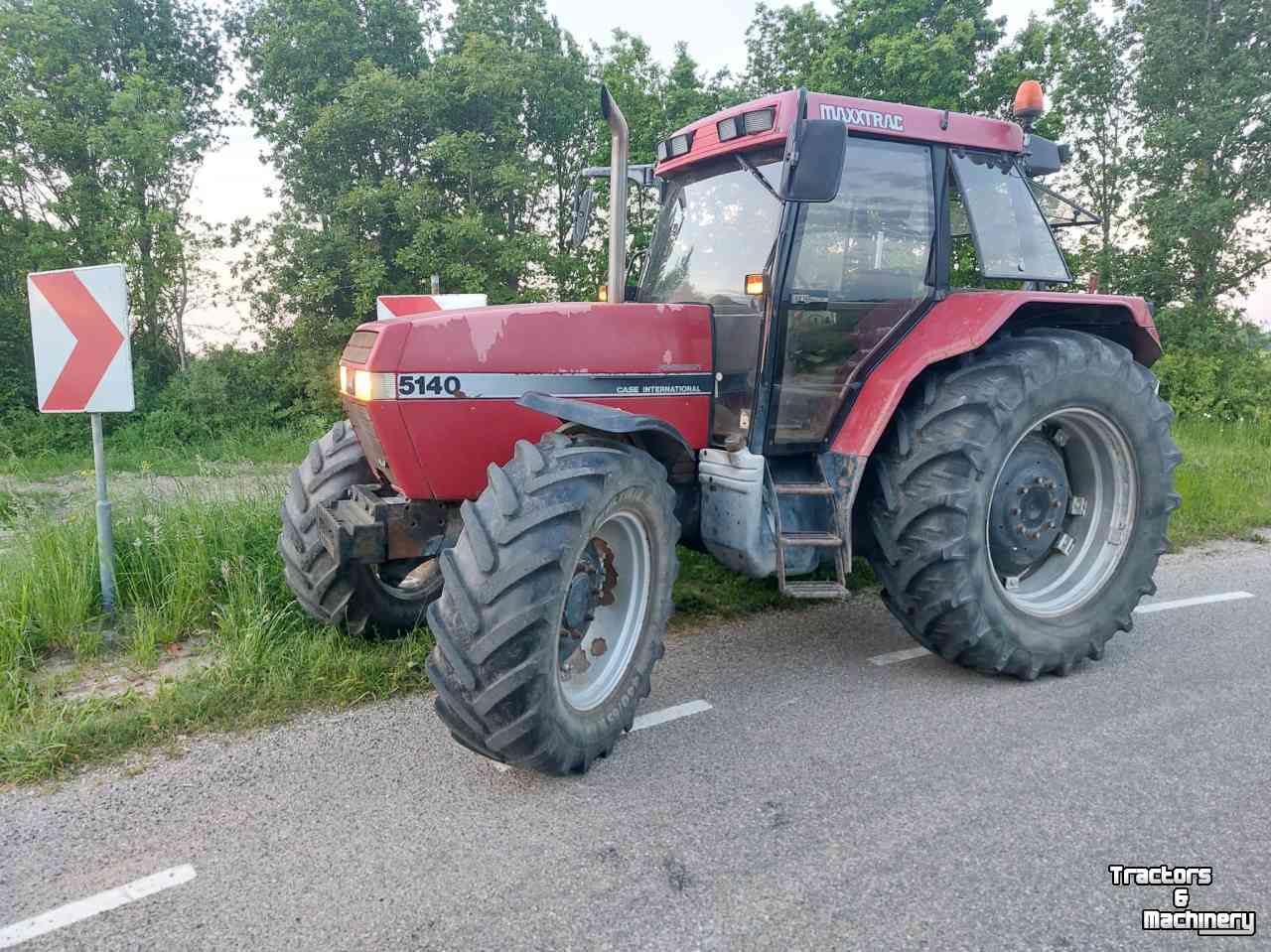 Schlepper / Traktoren Case-IH 5130