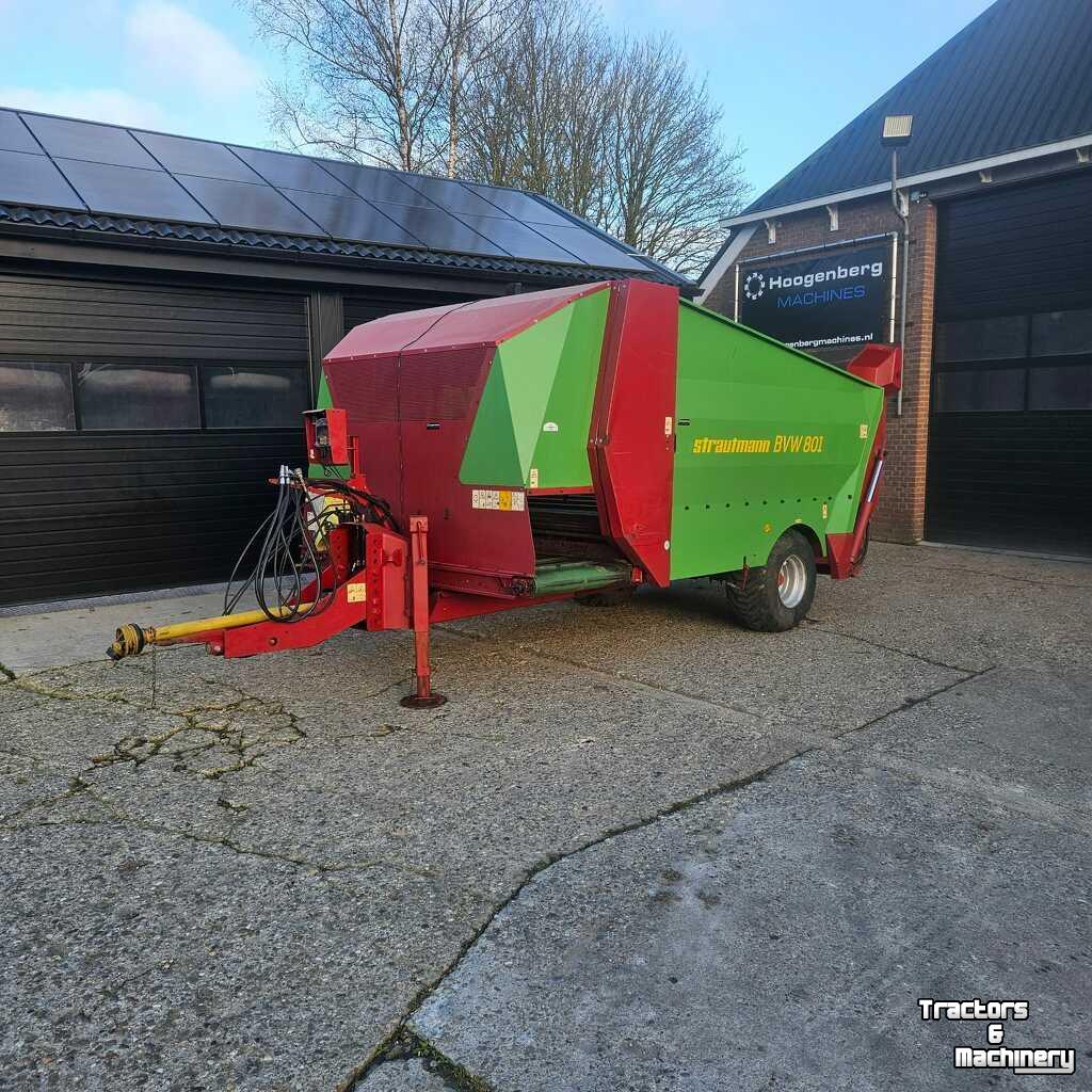 Selbstfahrende Futtermischwagen Strautmann BVW 801