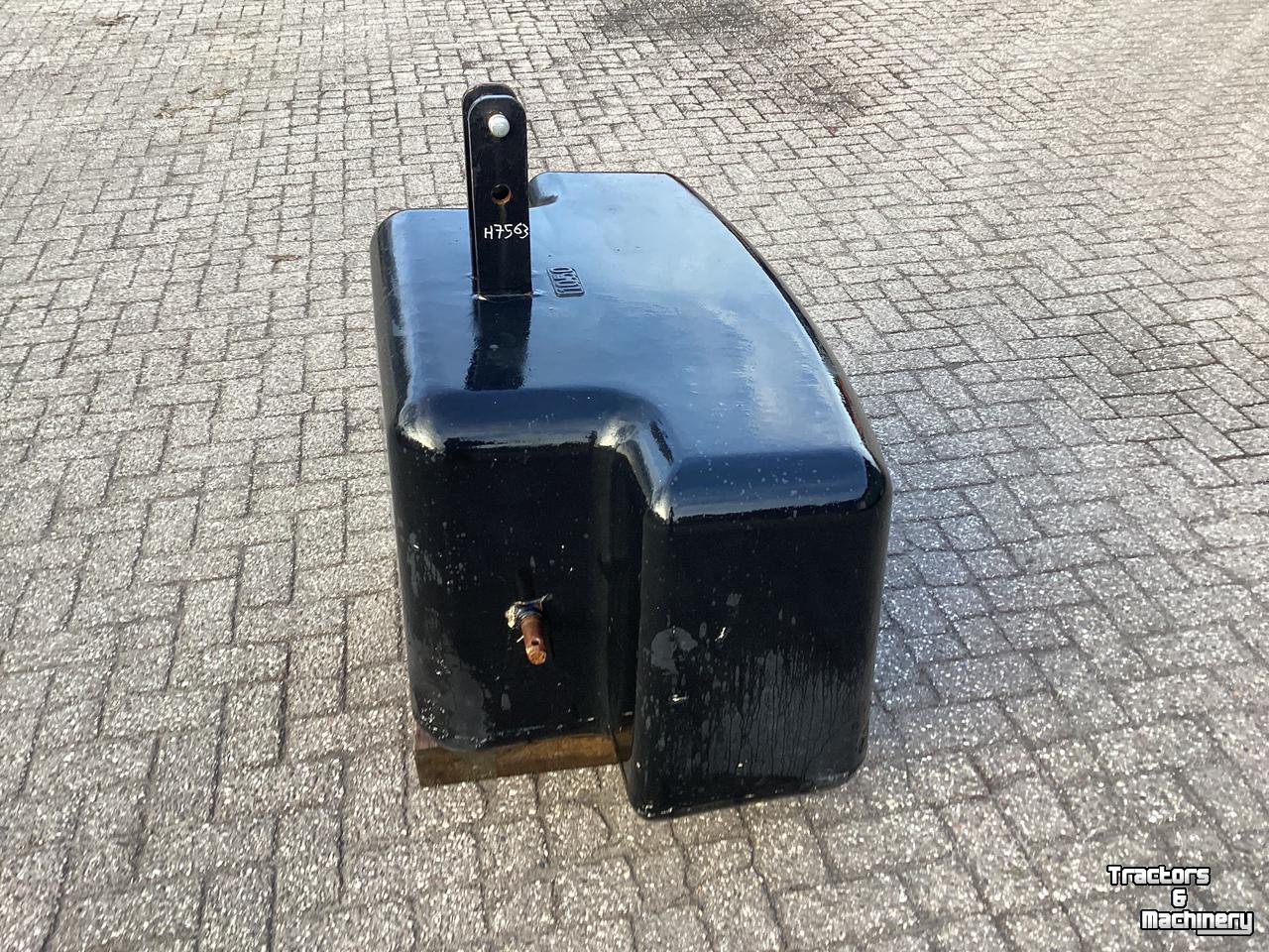 Schlepper / Traktor  Frontgewicht
