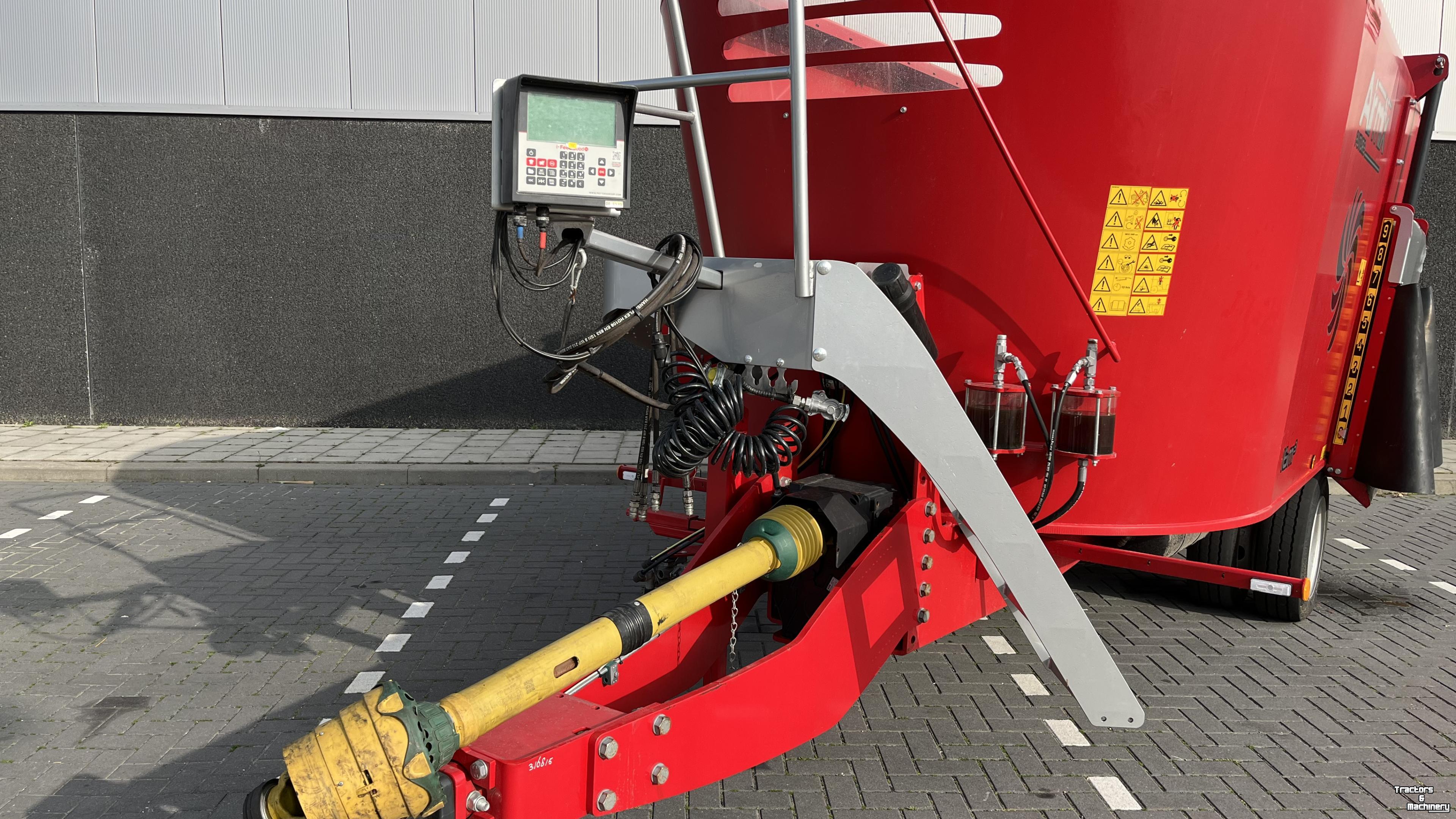 Futtermischwagen Airmix 16-197/230