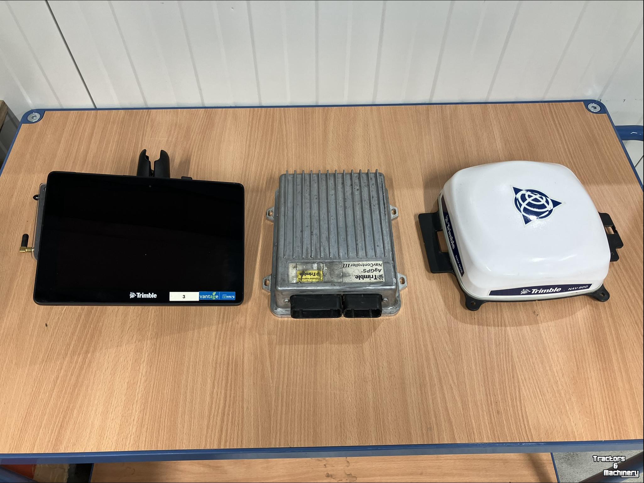 GPS Lenksystemen und Zubehör Trimble GFX 750 met NAV 900 RTK NET