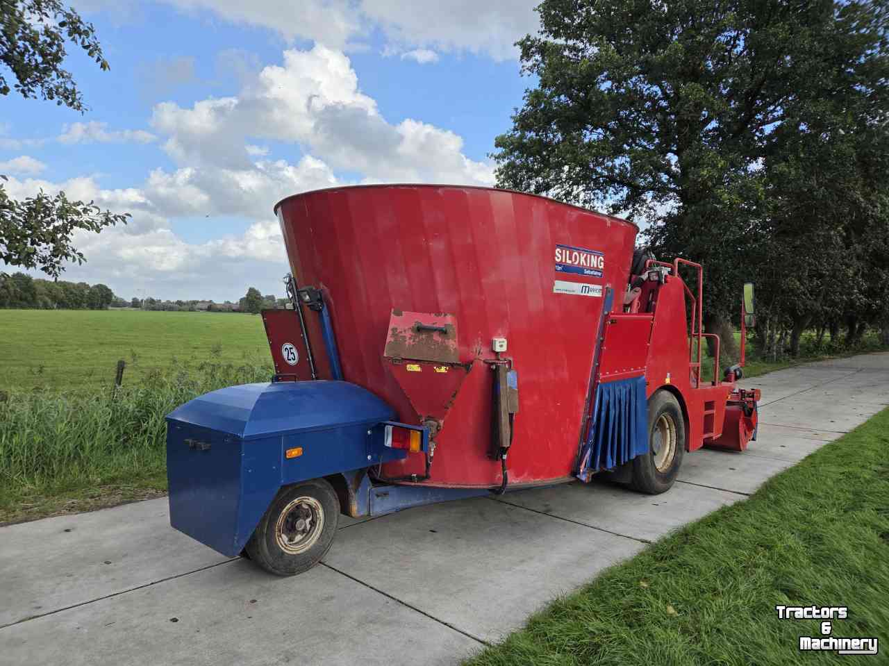 Selbstfahrende Futtermischwagen Siloking SF13 zelfrijdende voermengwagen