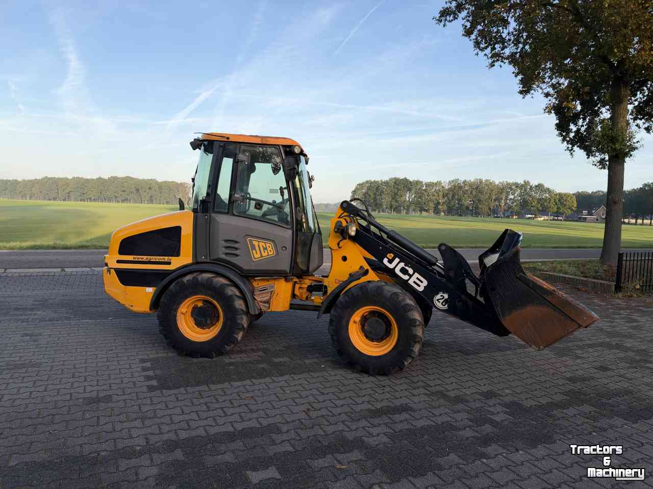 Radlader JCB 407