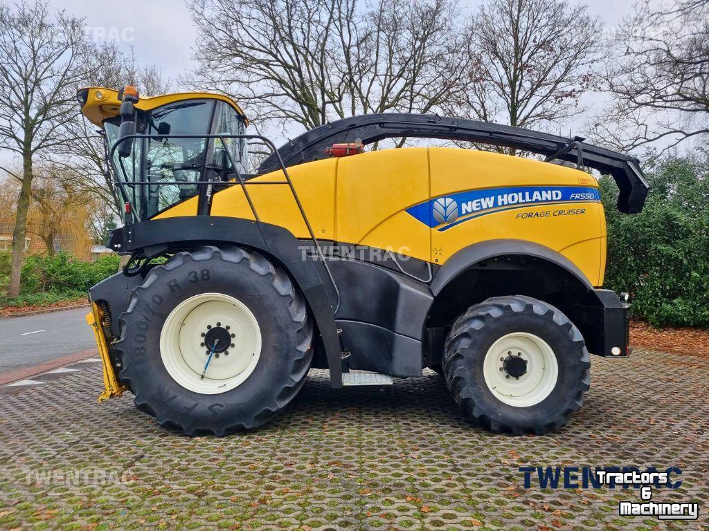 Feldhäcksler New Holland FR 550 hakselaar
