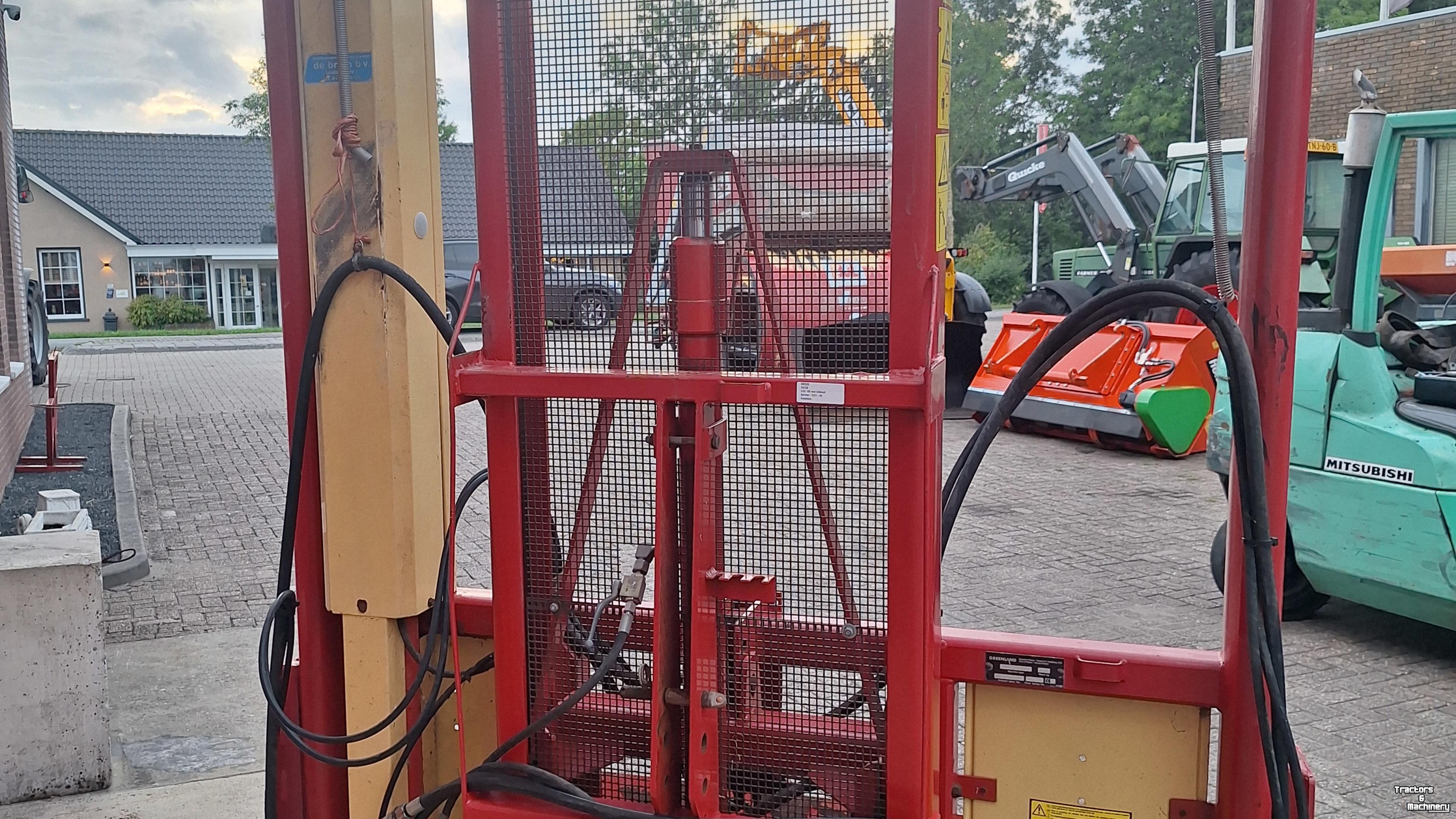 Siloblockschneider Vicon VICON UZS 195 met hefmast