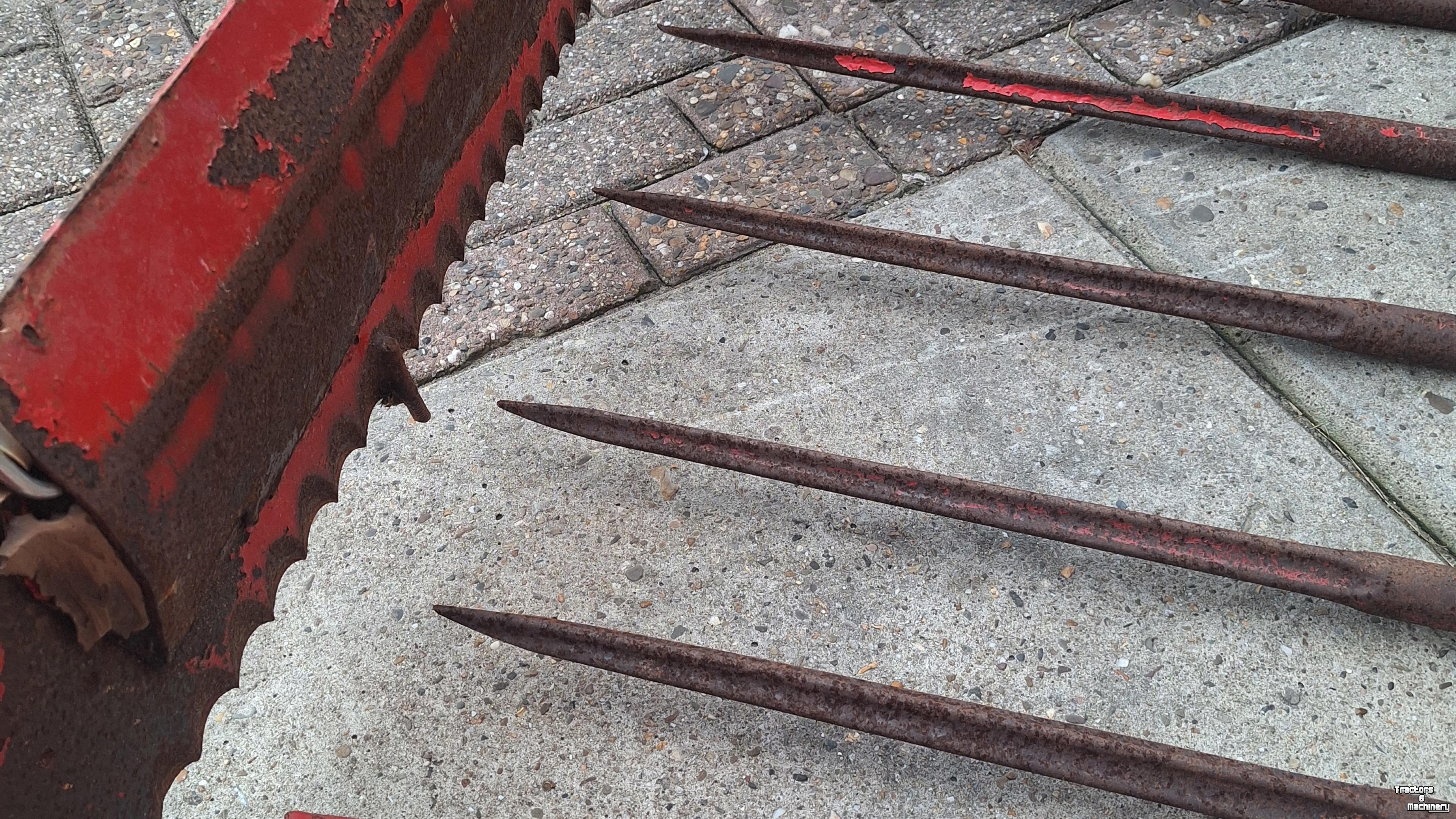 Siloblockschneider Vicon VICON UZS 195 met hefmast