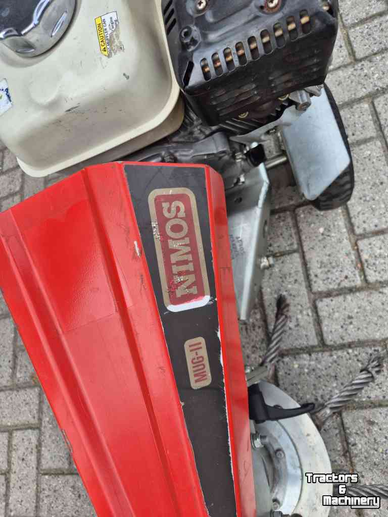 Unkraut-Streicher Nimos MVG-11