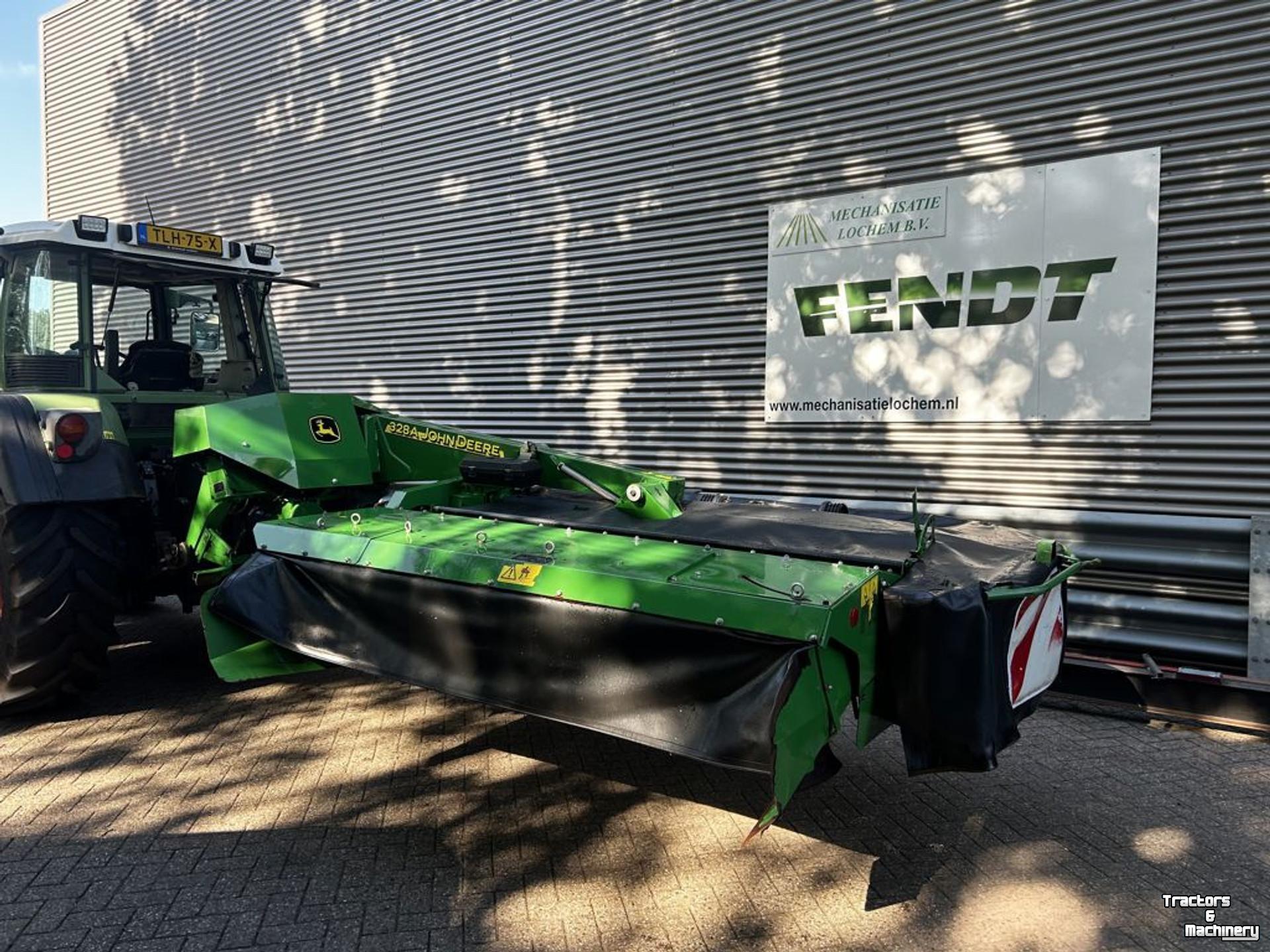 Mähwerk John Deere 328A