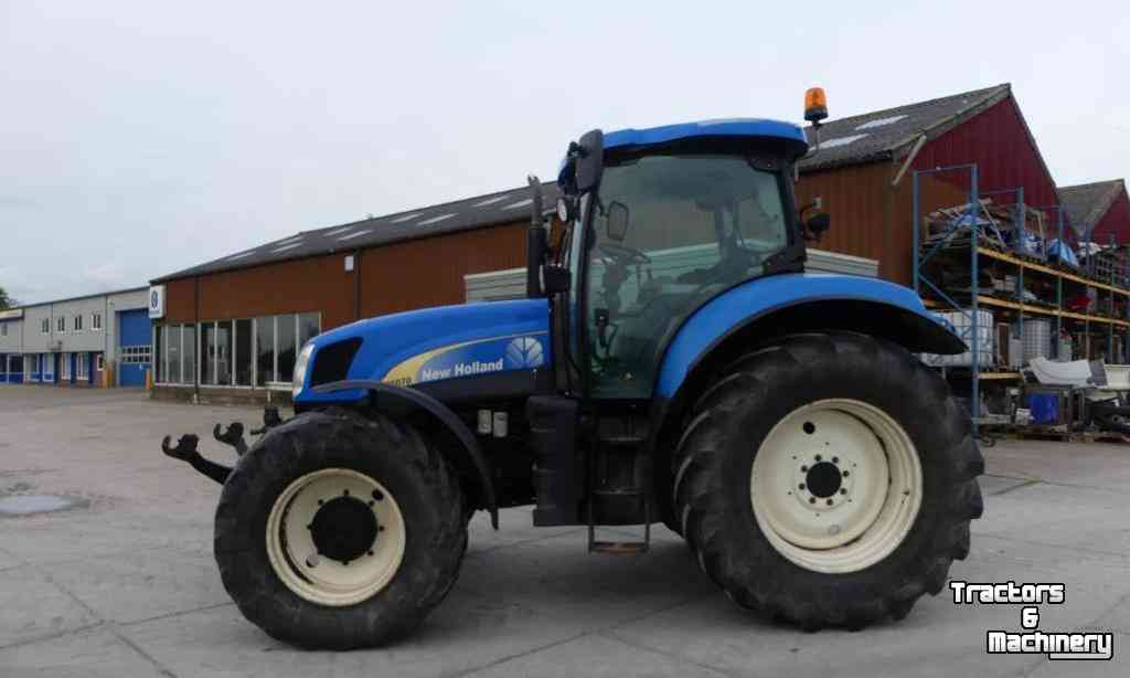 Schlepper / Traktoren New Holland T 6070 PC Tractor