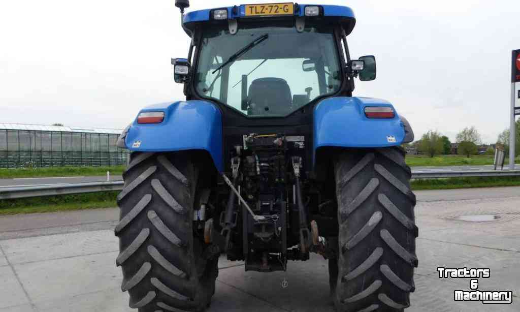 Schlepper / Traktoren New Holland T 6070 PC Tractor