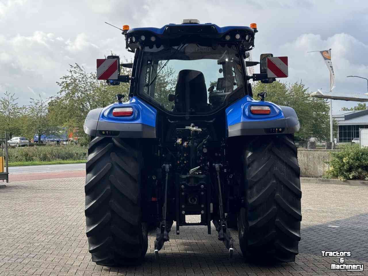 Schlepper / Traktor New Holland T7.260PLMI vario Stage V Fronthef+PTO Lucht Hydr. rem GPS 56km