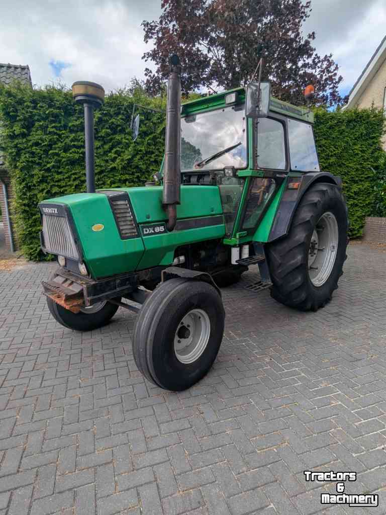 Schlepper / Traktor Deutz-Fahr DX 85
