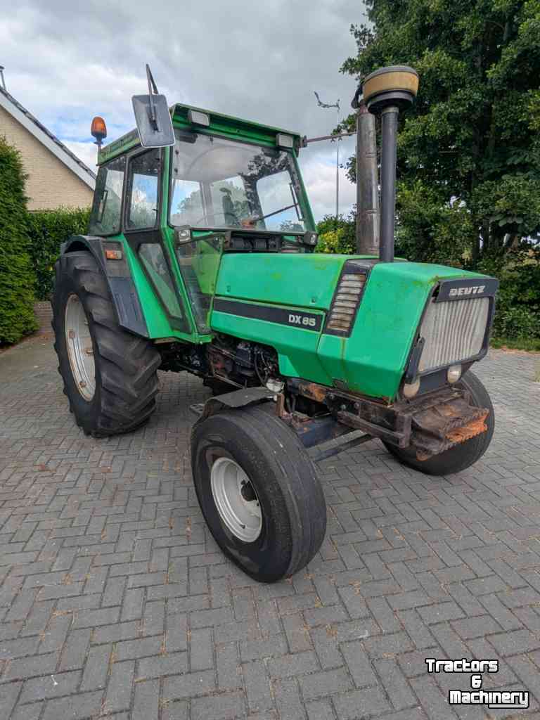 Schlepper / Traktor Deutz-Fahr DX 85