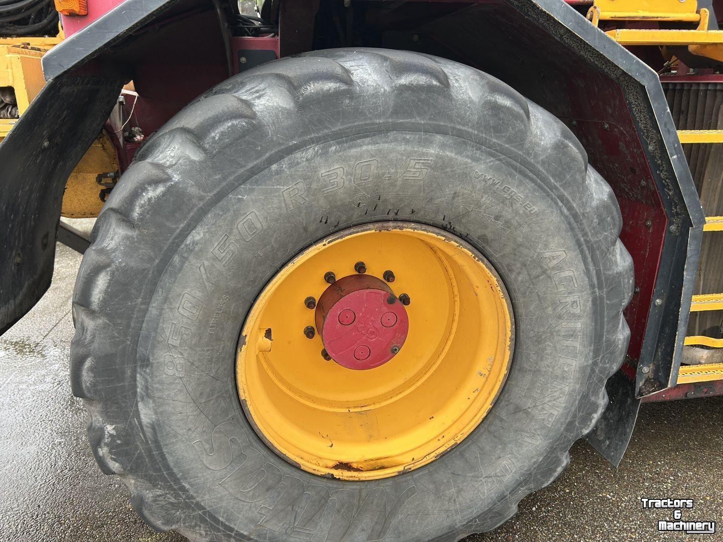 Mähausleger mit Schlegelmäher Vredo VT2716HS zelfrijder
