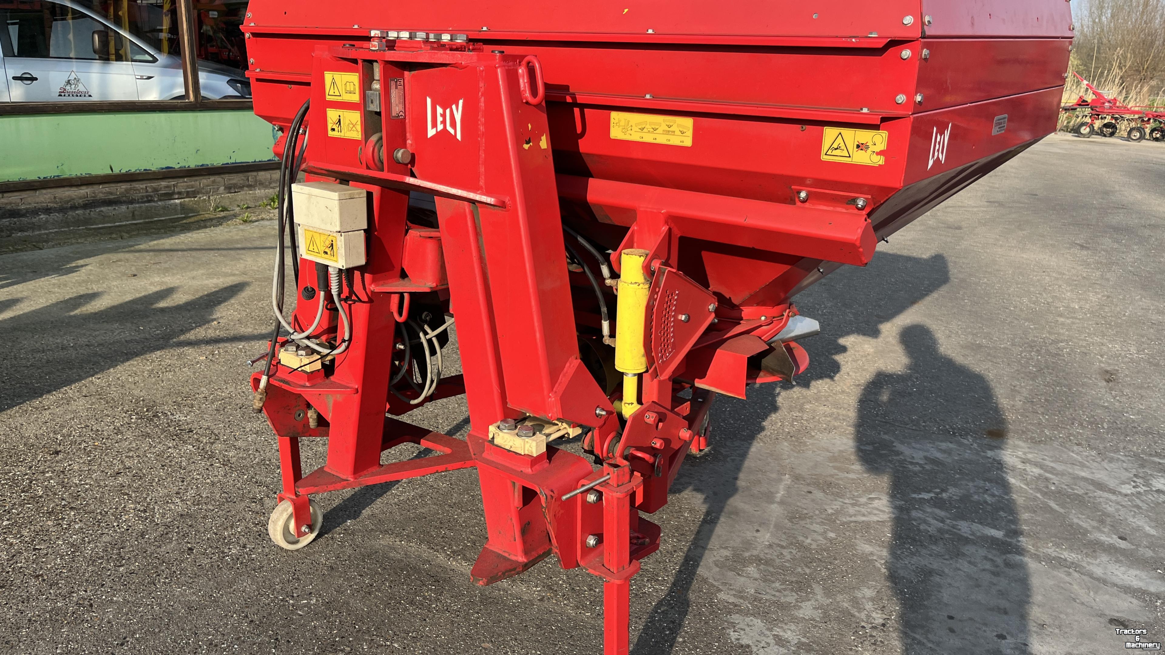 Düngerstreuer Lely centerliner SE