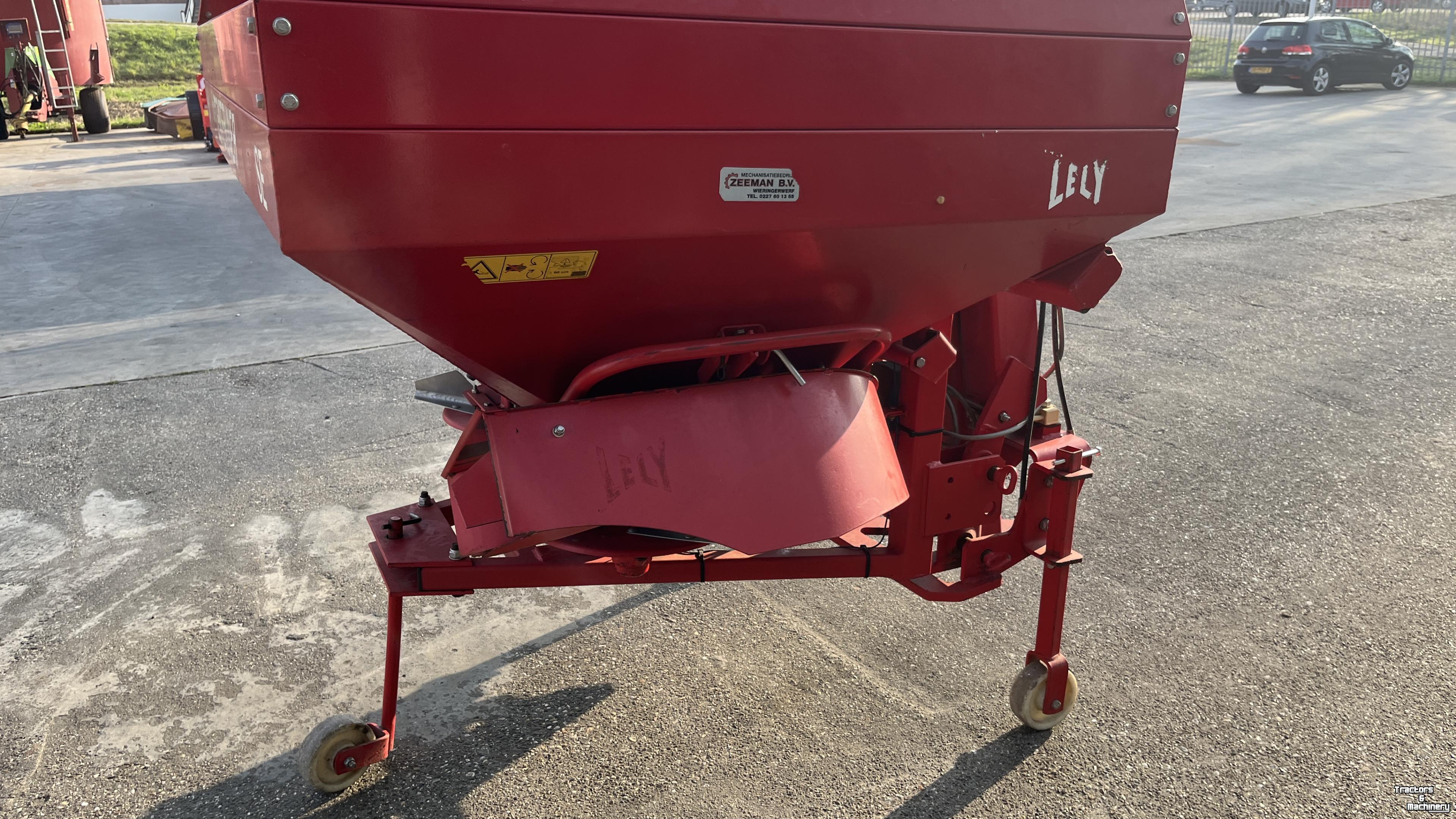 Düngerstreuer Lely centerliner SE